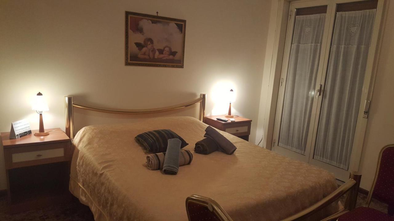 United States Of Europe Bed & Breakfast Catania